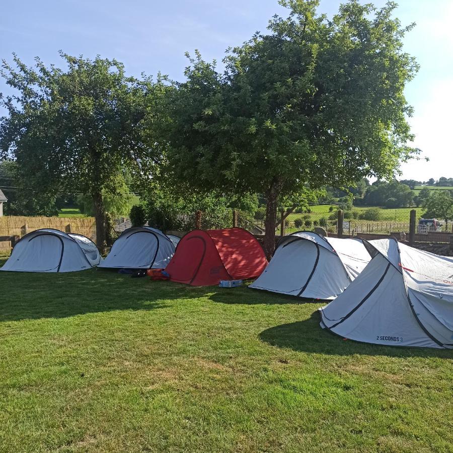 La Billardiere Camping A La Ferme Le Menil-Ciboult Exterior foto