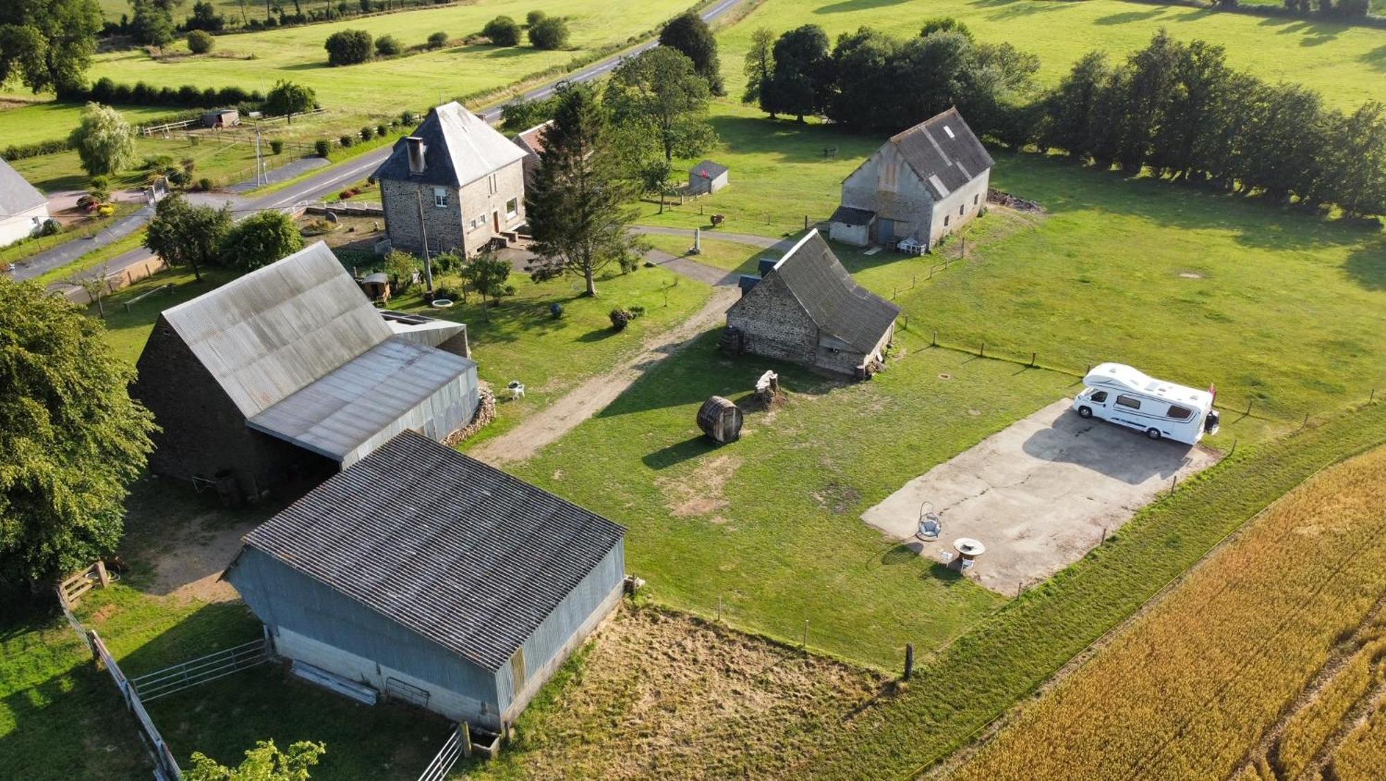 La Billardiere Camping A La Ferme Le Menil-Ciboult Exterior foto